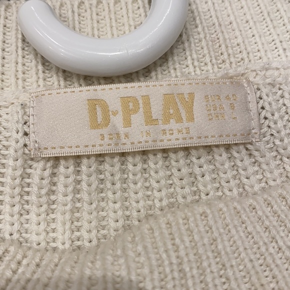 Sweater - Picture 3 of 3